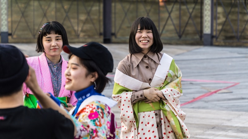 「いてこますぞ」ってどういう意味？関西弁の使い方・ニュアンス・類似表現までやさしく解説